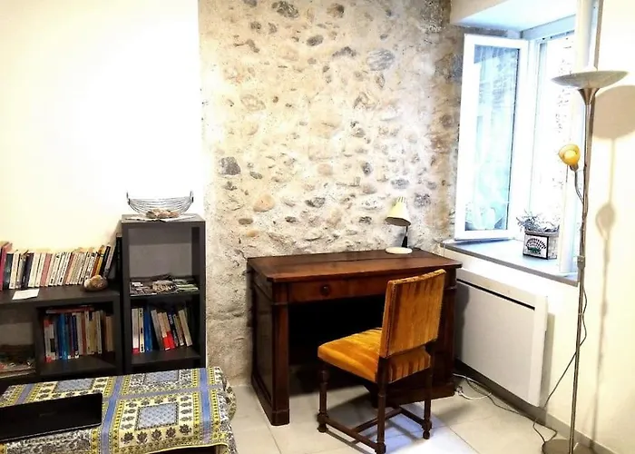 Сasa de vacaciones Maison De Village Au Bord De L'eau *