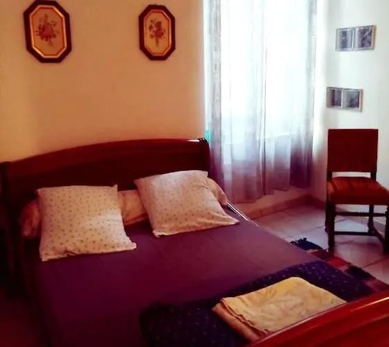 Сasa de vacaciones Maison De Village Au Bord De L'eau *