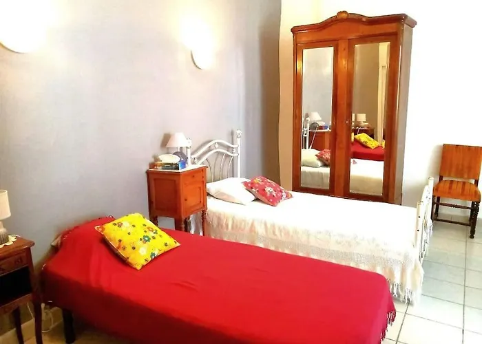 Maison De Village Au Bord De L'eau Сasa de vacaciones *
