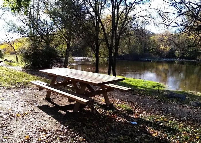 Maison De Village Au Bord De L'eau Сasa de vacaciones